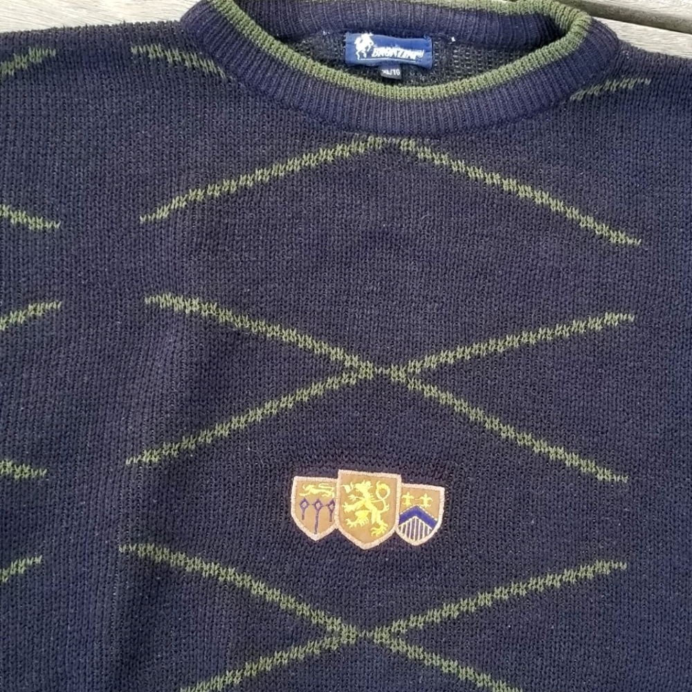 90s Sweater Mens XL Blue Crest Crewneck Cosby Grampa Geometric Boxy Academia